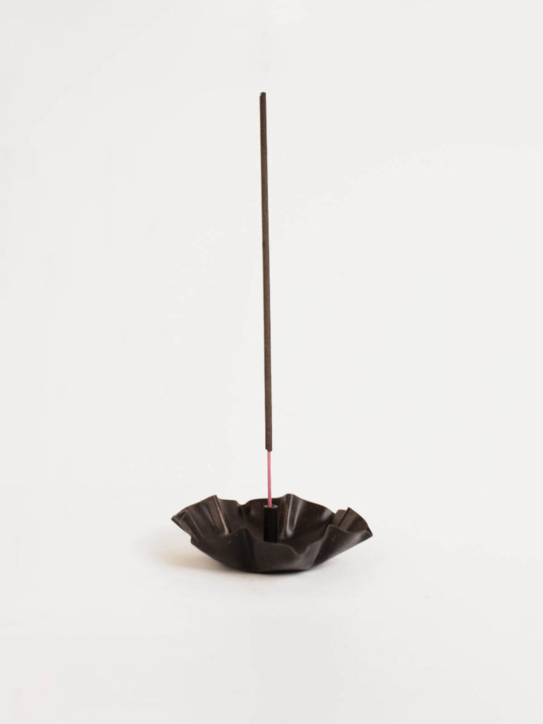 Black iron incense holder, Lotus