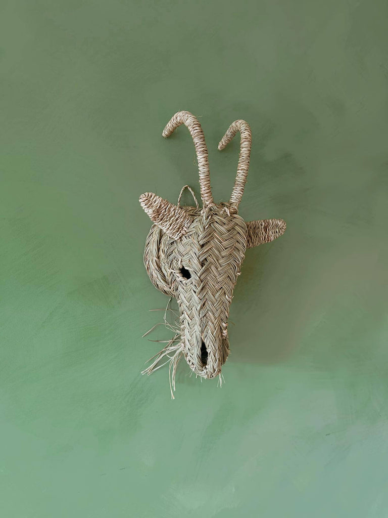 Wholesale woven wall mounted animal head in the shape of a goat