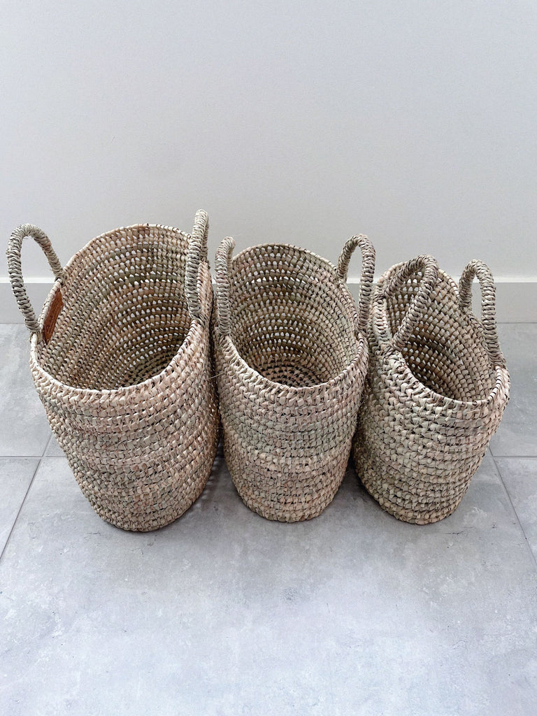 Natural woven nesting storage basket bags, set of 3. Handwoven from palm leaf fibres