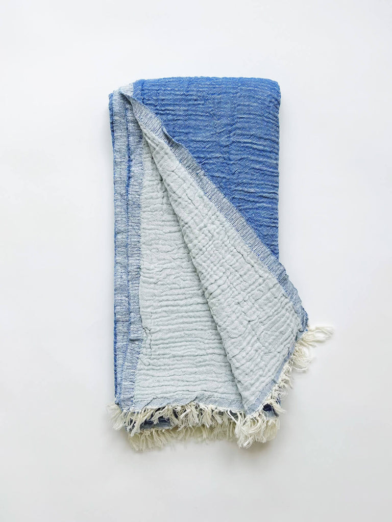 Soft Turkish cotton hammam towel in blue tones for wholesale