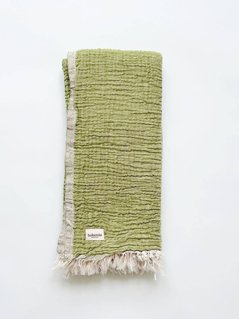 Turkish cotton hammam towel in olive green and dusty pink for wholesale