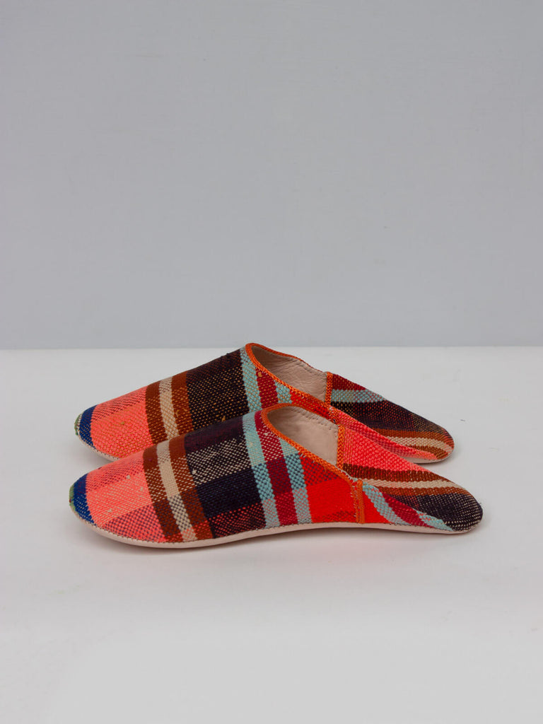 Detail shot of a pair of Moroccan Boujad Fabric Basic Babouche Slippers, Sunset Check