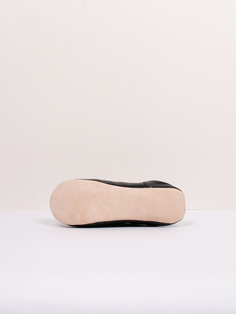 Underside of Moroccan mules babouche basic slippers in black leather by Bohemia Design