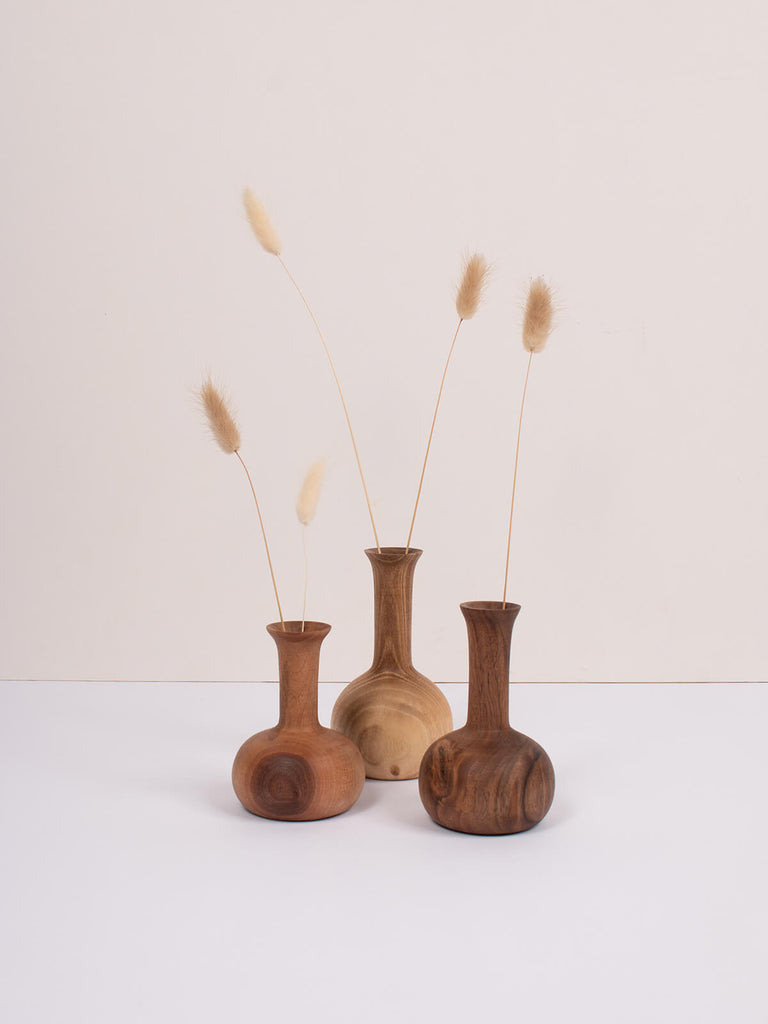 Set of three mini walnut wood vases by Bohemia Design with dried flowers